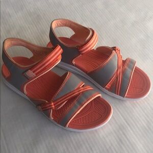 RYKA Women’s Savannah Sandals Size 8W Coral and Gray